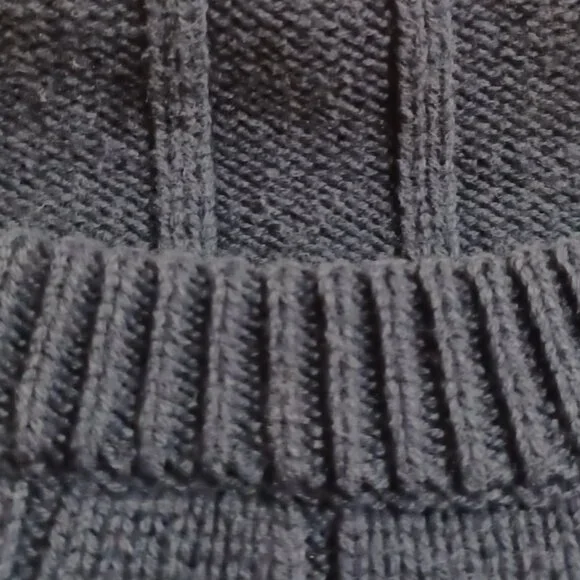 Magelen jacket & izod sweater bundle - Picture 4 of 4